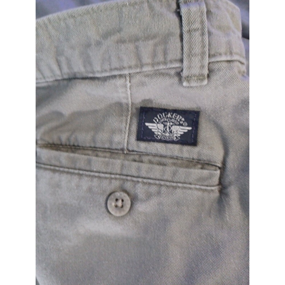 Dockers Levi's Pants Men's 38x32 Khaki Chinos Slacks green